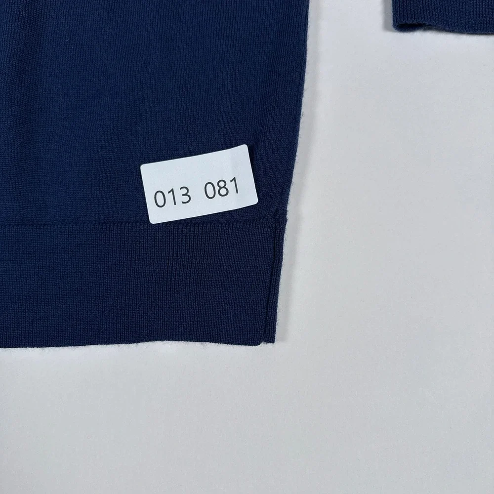Banana Republic Sweater Mens M Blue Merino Wool Crewneck Pullover Classic‎
